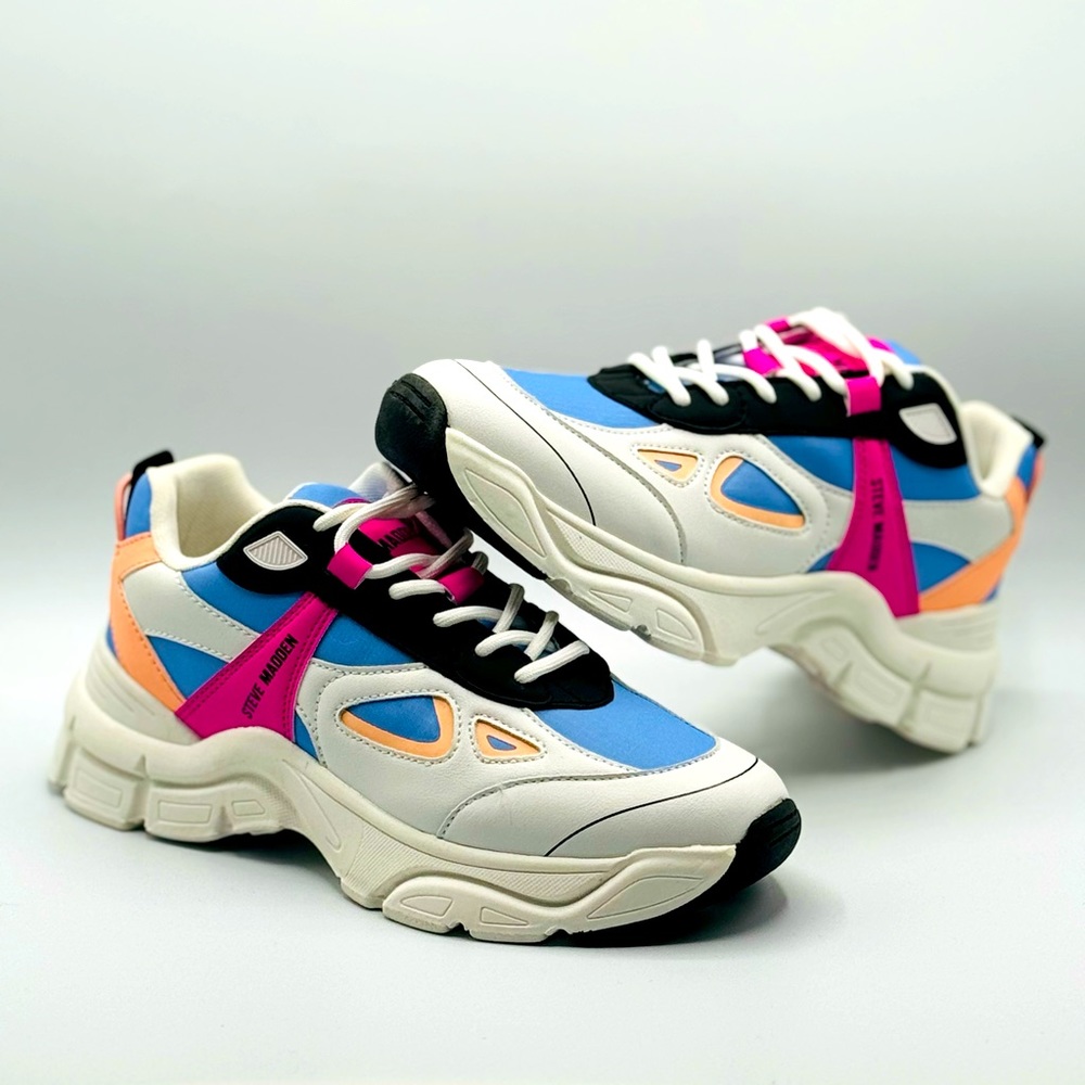 Steve Madden Sneakers